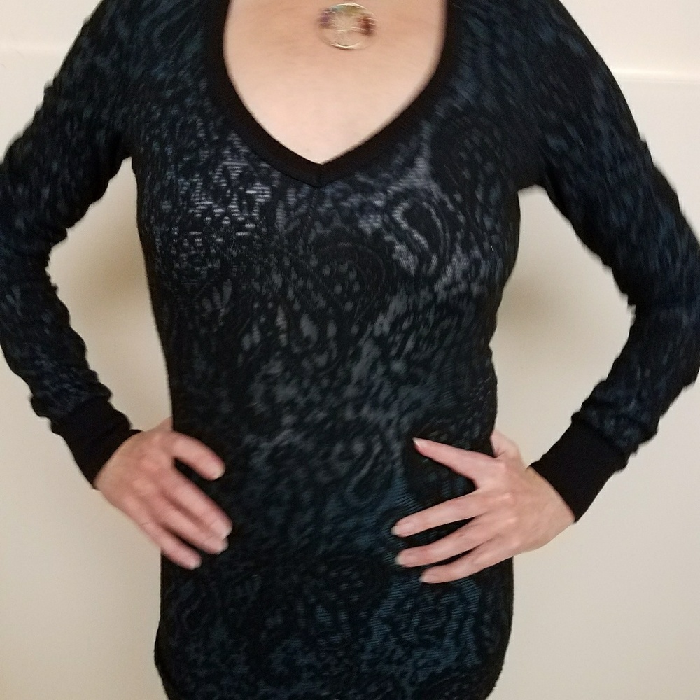 Black & Blue Patterned Longsleeve